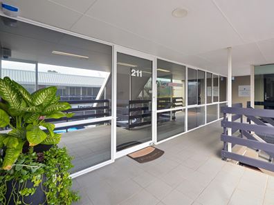 211/396 Scarborough Beach Road, Osborne Park WA 6017