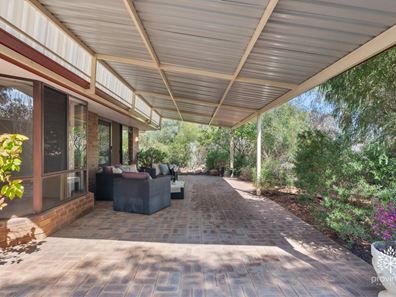 1 Bedale Street, Swan View WA 6056