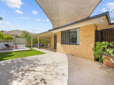 68A Rennie Crescent South, Hilton WA 6163