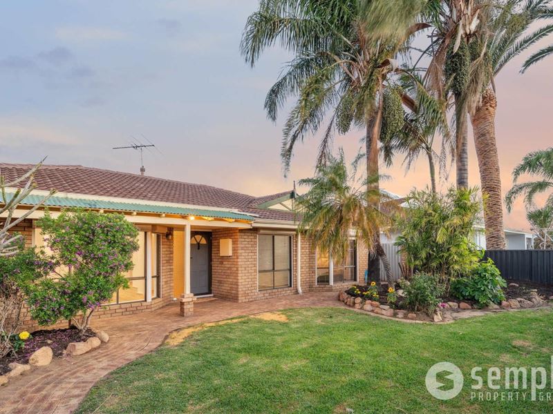 7 Marlowe Place, Lake Coogee WA 6166