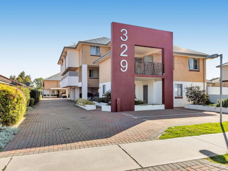 2/329 Sevenoaks Street, Cannington WA 6107