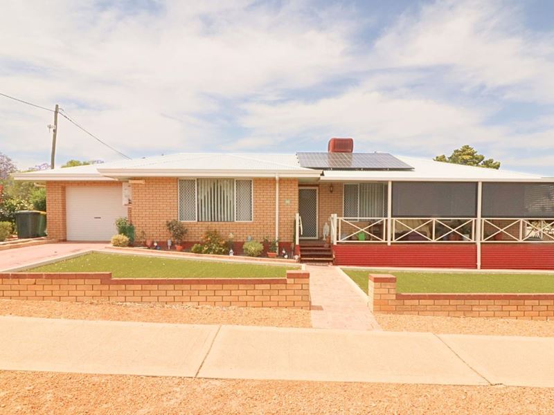 43 Quinlan  Street, Wongan Hills