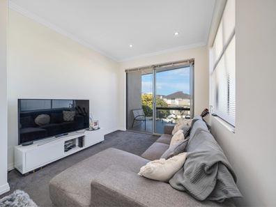 4/3 Brindley Street, Belmont WA 6104