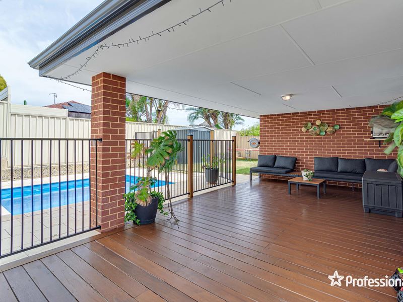 18 Vanderlin Crescent, Ridgewood