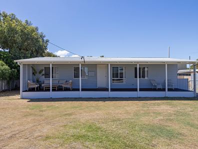 2 Battersby rd, Green Head WA 6514