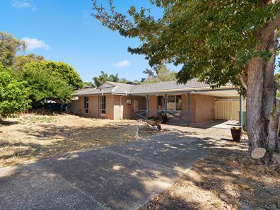 10 Plowers Place, Withers WA 6230