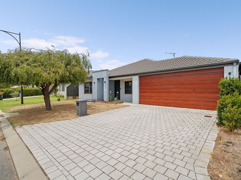 4 Hiscox Crescent, Baldivis