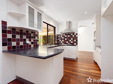 60 Keslake Way, Parkwood WA 6147