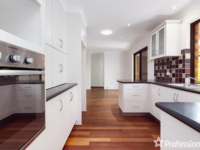 60 Keslake Way, Parkwood WA 6147