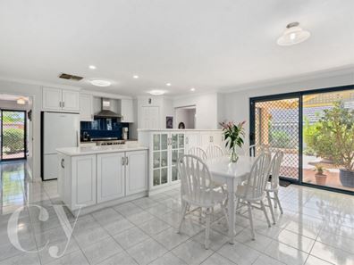 5 Mollison Gardens, Gwelup WA 6018