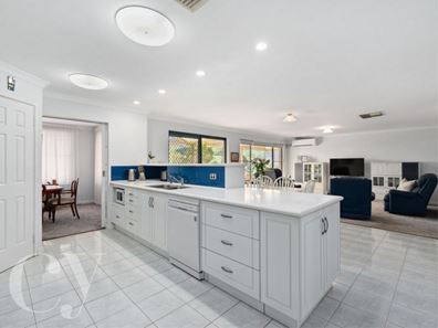 5 Mollison Gardens, Gwelup WA 6018