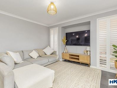 10 Elsey Road, Brabham WA 6055