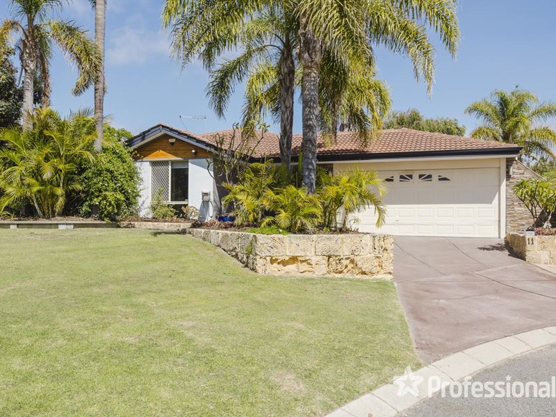 11 Veros Place, Marangaroo WA 6064