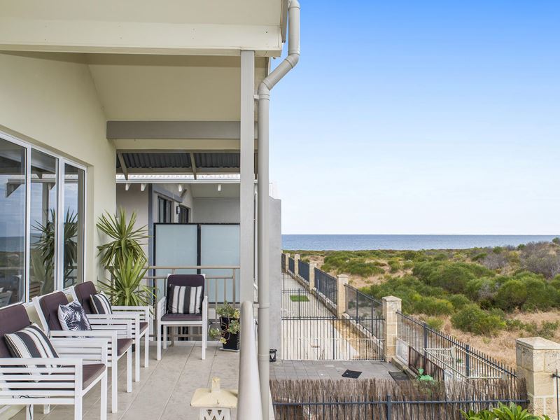 24/2 Robertson Road, Ledge Point