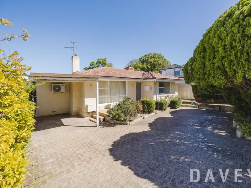 13 Athel Road, Woodlands