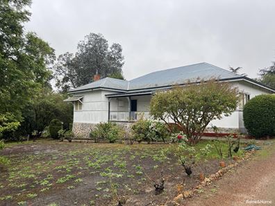 4 Osborne Road, Mount Barker WA 6324