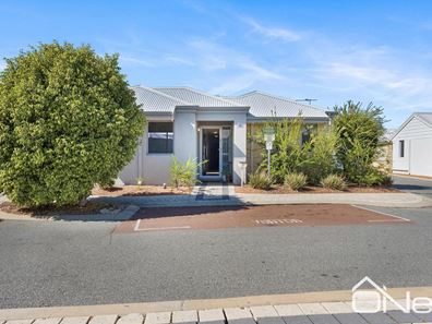 2/21 Cronin Place, Armadale WA 6112