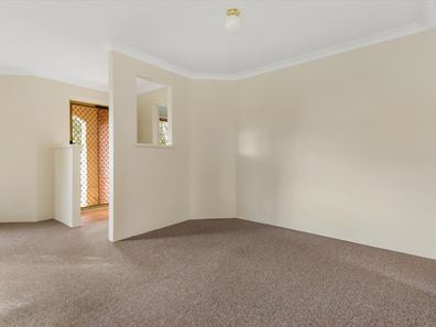 1/54 Gnangara Drive, Waikiki WA 6169