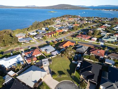 14 Corine Way, Bayonet Head WA 6330