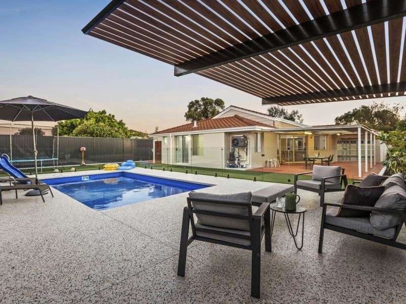22 Monkton Place, Kinross WA 6028