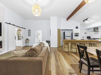 22 Monkton Place, Kinross WA 6028