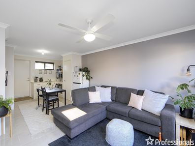 10/6 Strelitzia Avenue, Forrestfield WA 6058