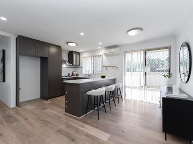 10 Bishop Close, Seville Grove WA 6112