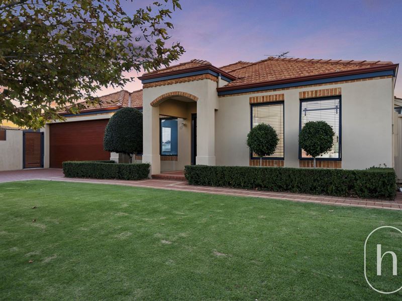 6 Foxfield Road, Darch WA 6065