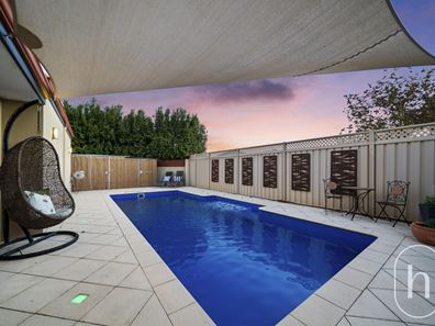 6 Foxfield Road, Darch WA 6065