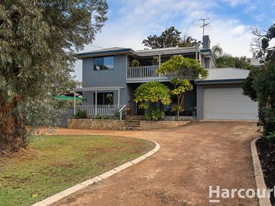 4 Dalrymple Terrace, Halls Head WA 6210