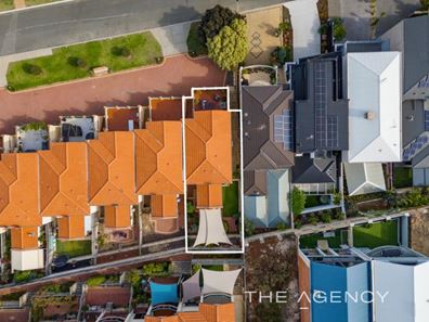 1/16 Toulon Circle, Mindarie WA 6030