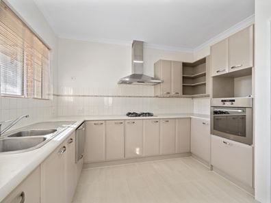 18/71 Ruislip Street, Wembley WA 6014