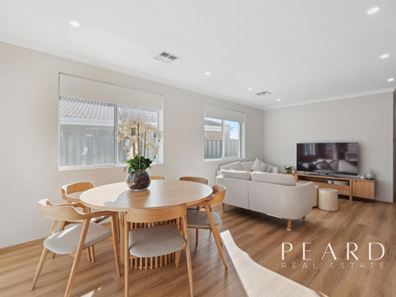 32 Adelaide Circle, Craigie WA 6025