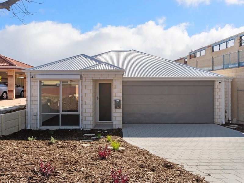 16 Dann Court, Willagee WA 6156