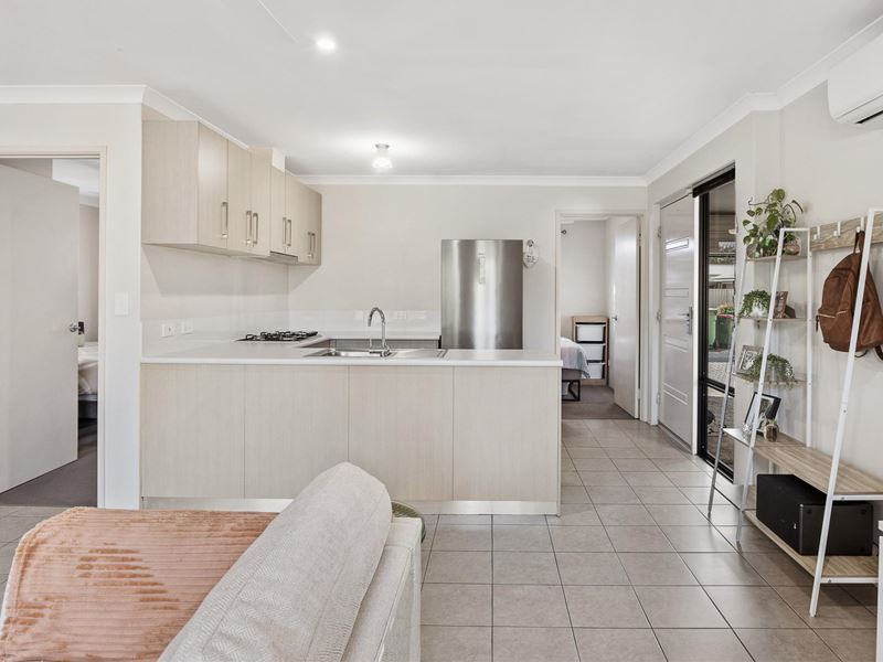 6/71 Kingaroy Drive, Baldivis WA 6171
