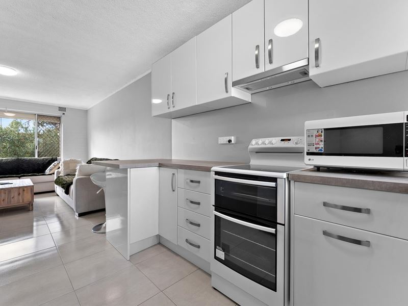 9/3 Burgundy Crescent, Spearwood