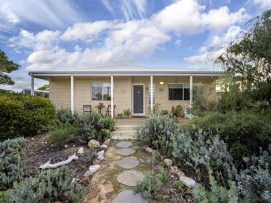 39 Eakins Crescent, Wandina WA 6530
