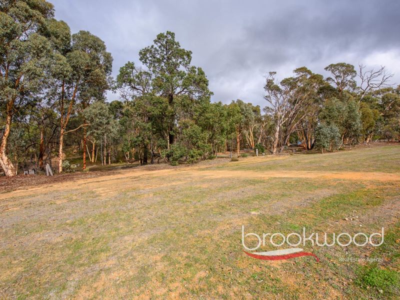 15 Woylie Rise, Bakers Hill WA 6562