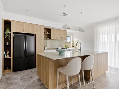 15 Dawes Way, Mandogalup WA 6167