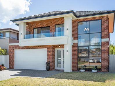 8 Halcyon Way, Churchlands WA 6018
