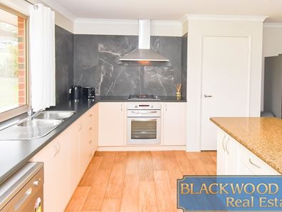 44 Robinia Way, Bridgetown WA 6255