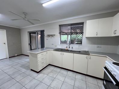 21a Rosmead Ave, Beechboro WA 6063