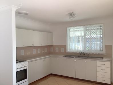 17 Assen Street, Rangeway WA 6530