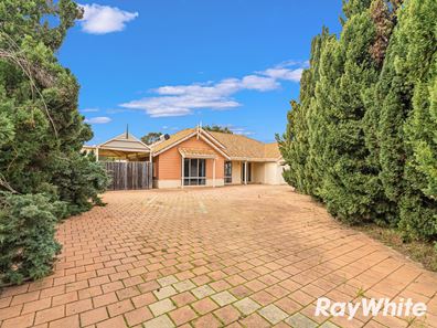 24 Beacham Street, Coodanup WA 6210