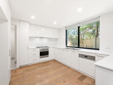 6 Gilbey Lane, East Victoria Park WA 6101