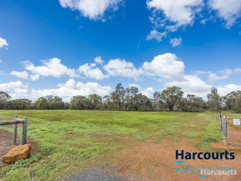 154 Chardonnay Drive, Lower Chittering