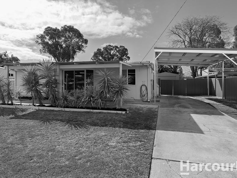 16 Nesbit Road, Greenfields WA 6210