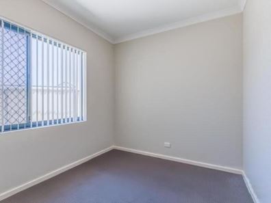 8/5 Turner Place, Kelmscott WA 6111