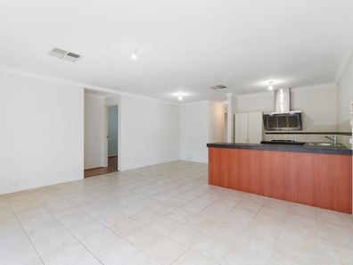 14/153 Sevenoaks Street, Cannington WA 6107