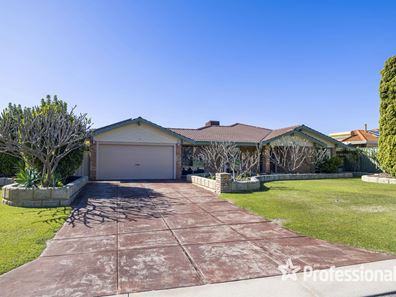 3 Bromley Place, Kingsley WA 6026